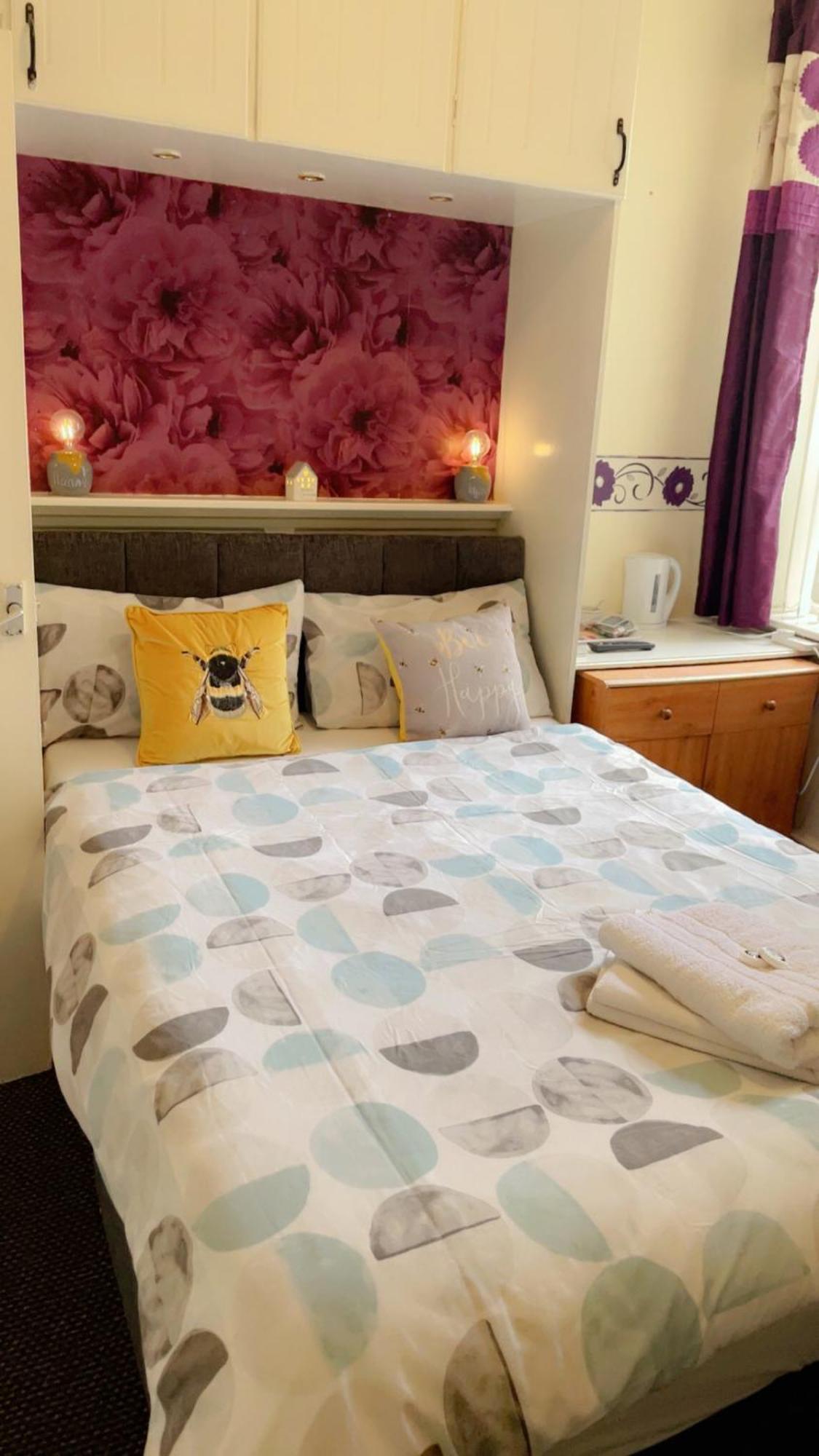 Fern Villa Hotel - Albert Road Blackpool Eksteriør bilde
