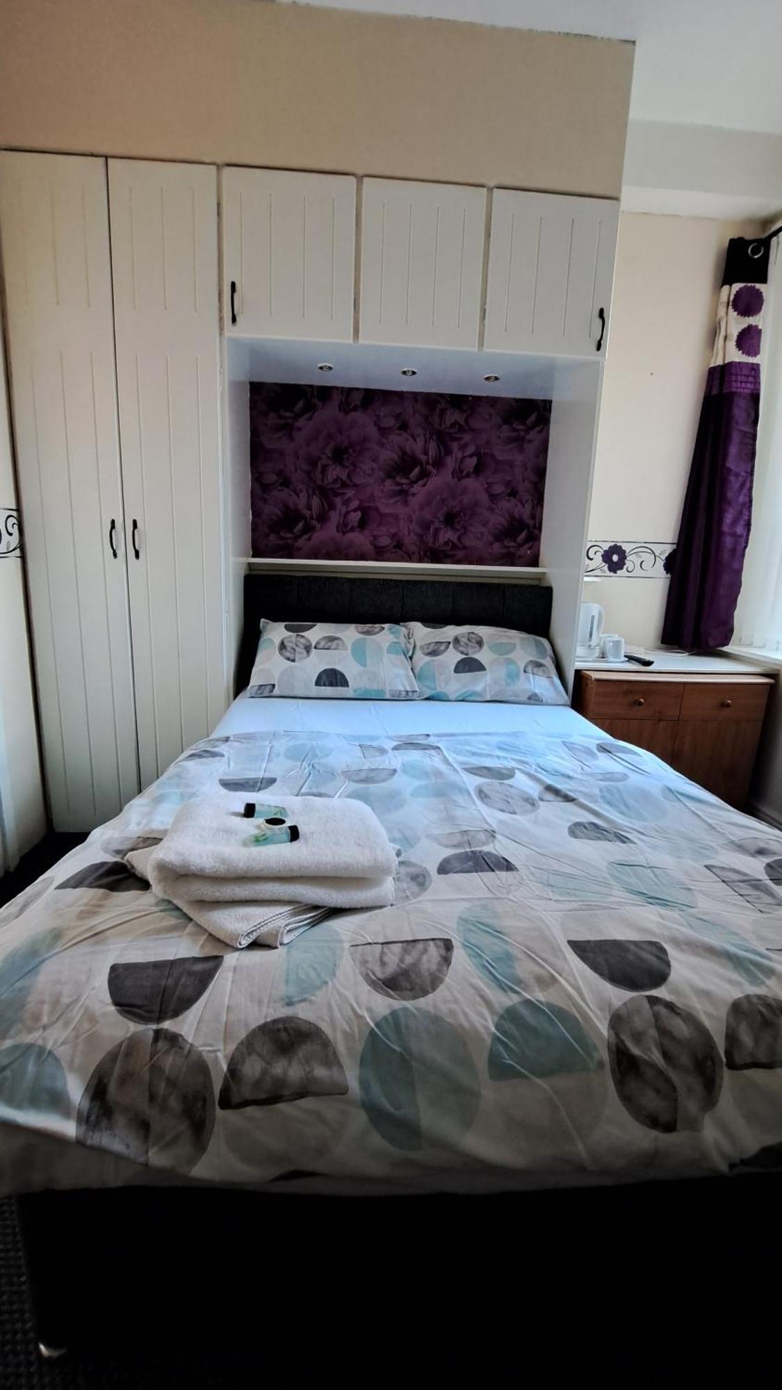 Fern Villa Hotel - Albert Road Blackpool Eksteriør bilde