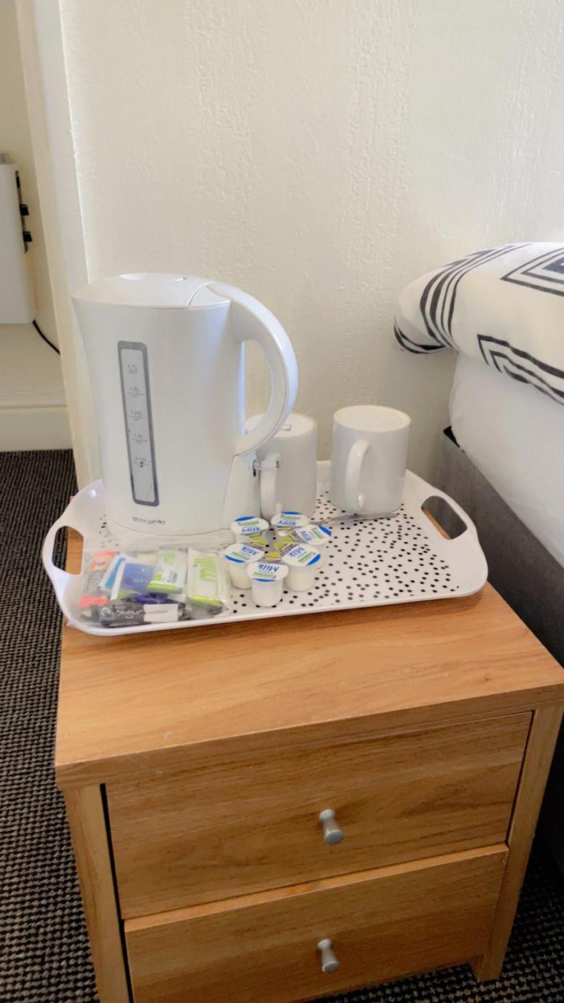 Fern Villa Hotel - Albert Road Blackpool Eksteriør bilde