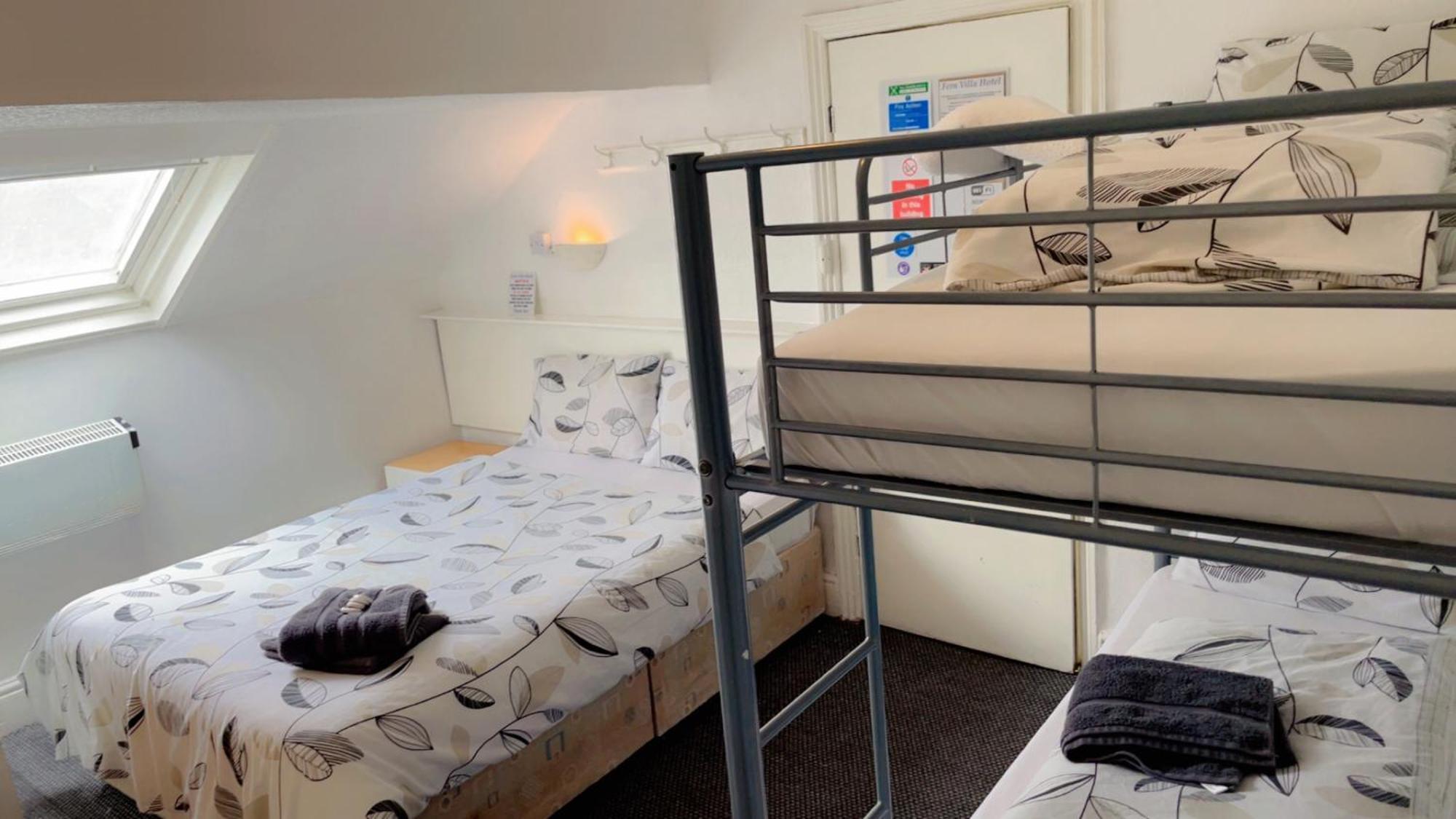 Fern Villa Hotel - Albert Road Blackpool Eksteriør bilde
