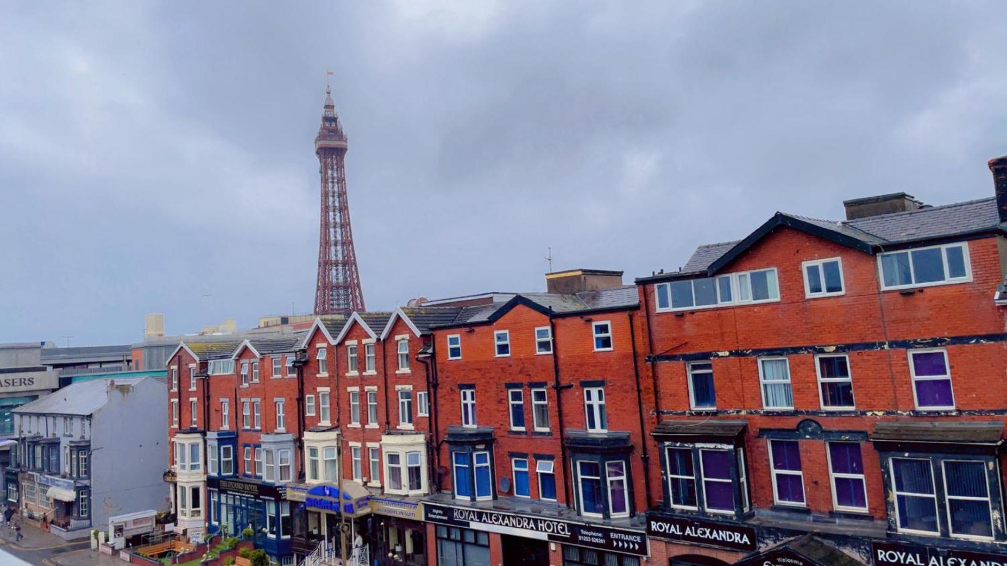 Fern Villa Hotel - Albert Road Blackpool Eksteriør bilde